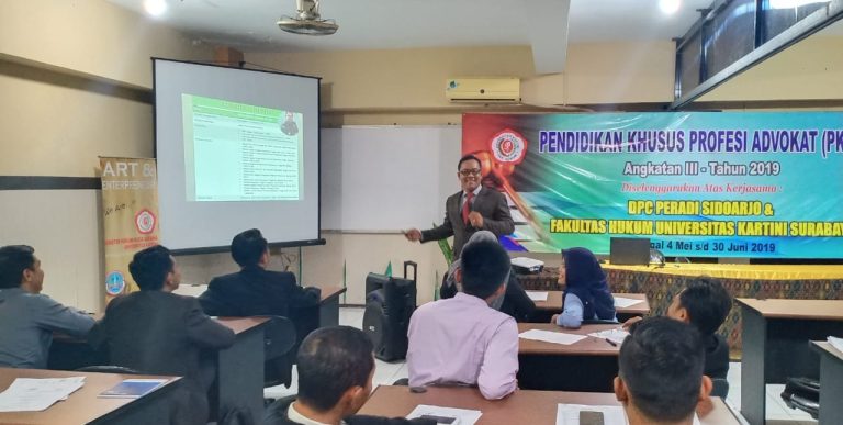 menjadi-pengacara-sukses